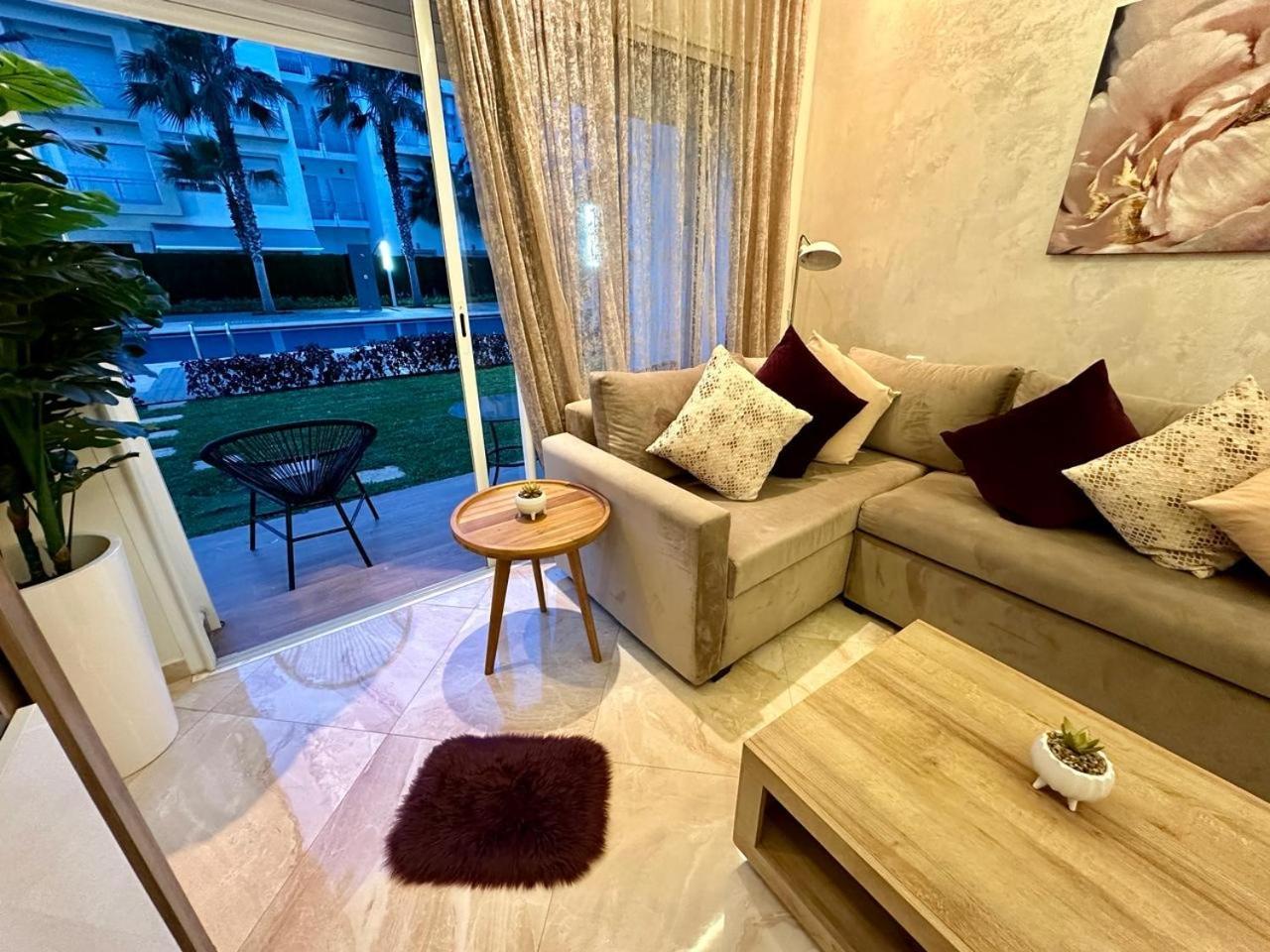 Ferienwohnung Apparemment De Luxe Vue Piscine Bouznika Exterior foto